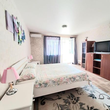 Apartamento 1 Комнатная На Позняках Kiev Exterior foto